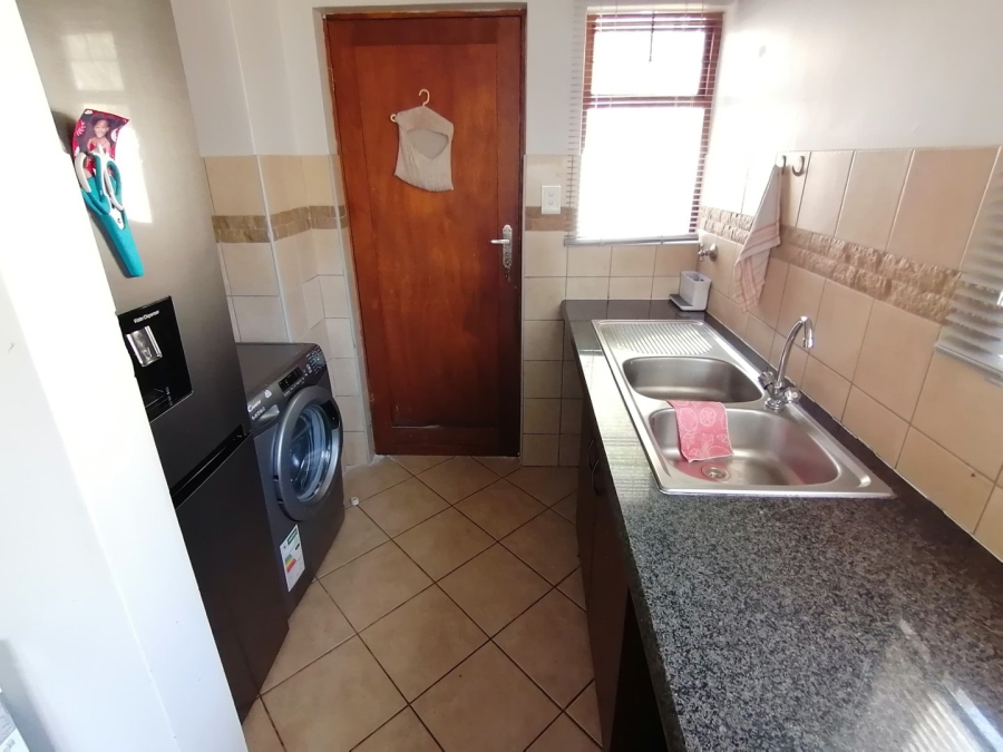 3 Bedroom Property for Sale in Hillside Free State